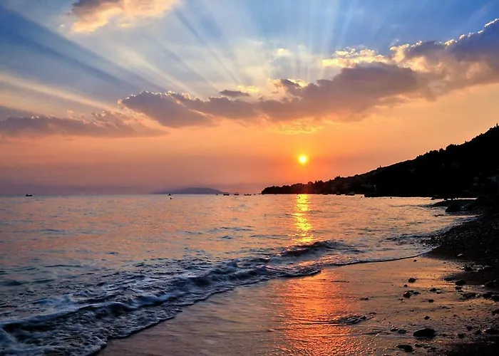 Martina Πανσιόν 3*