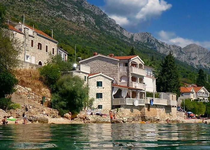 Πανσιόν Martina 3*